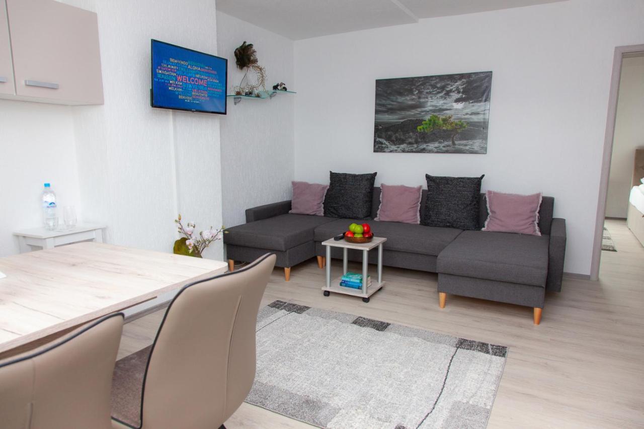 T&k Near Messe Fair Trade Duesseldorf Und Airport 3b Apartment