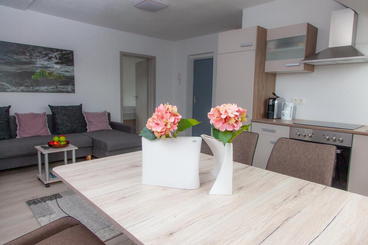 T&k Near Messe Fair Trade Duesseldorf Und Airport 3b Apartment Duisburg